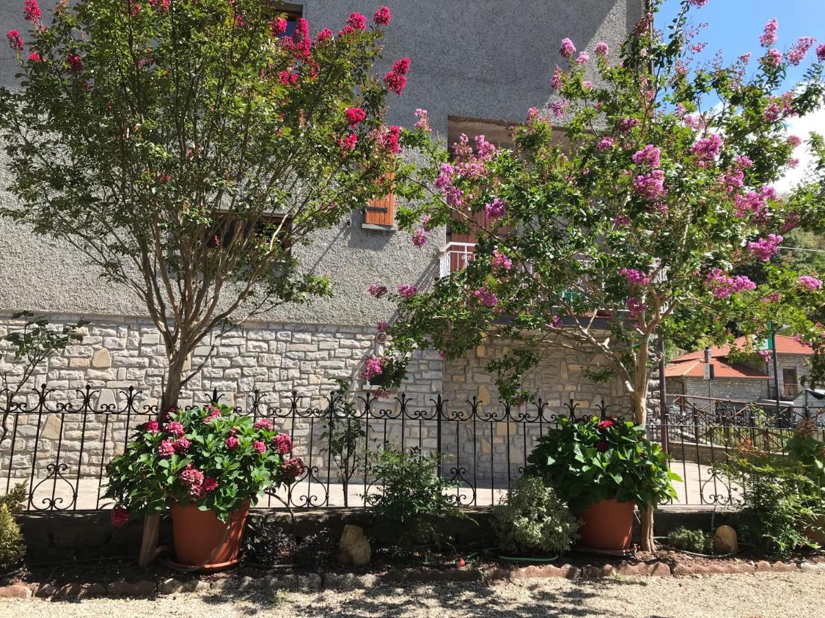 Casa Ortensia Chiusi della Verna Luaran gambar
